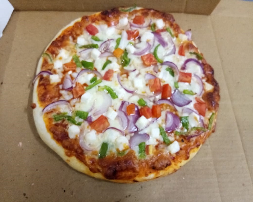 red-spring-pizza
