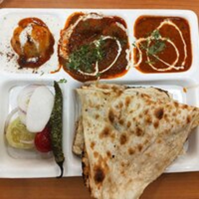 Lal-Haveli-Deluxe-Thali