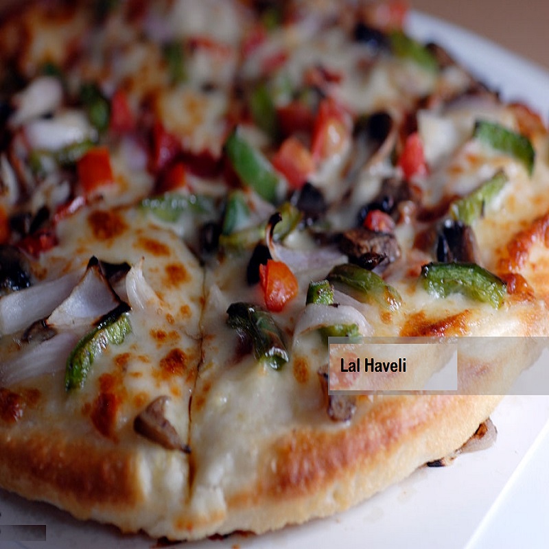 Lal-Haveli-Onion-Capsicum-Pizza