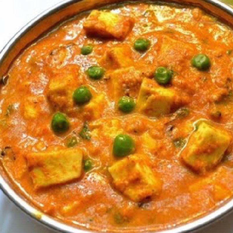 Lal-Haveli-Matar-Paneer