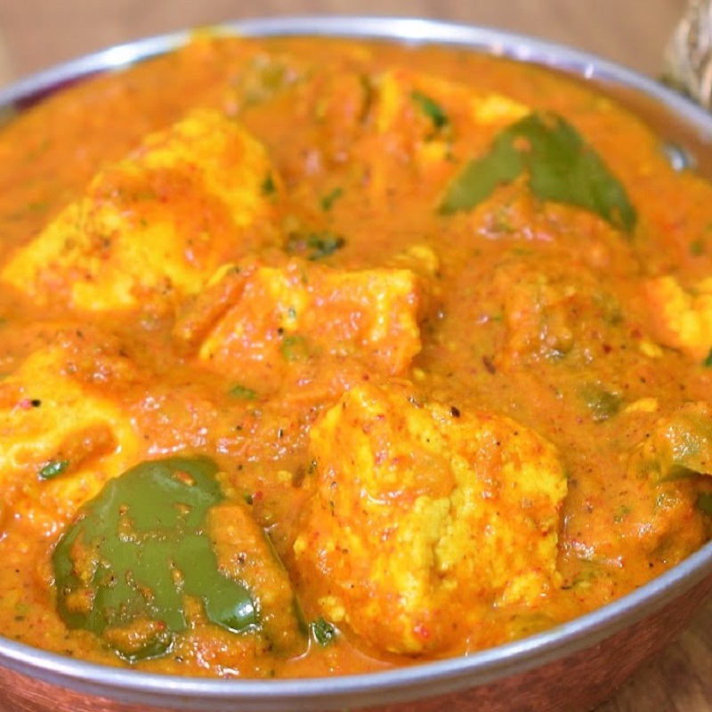 Lal-Haveli-Shahi-Paneer