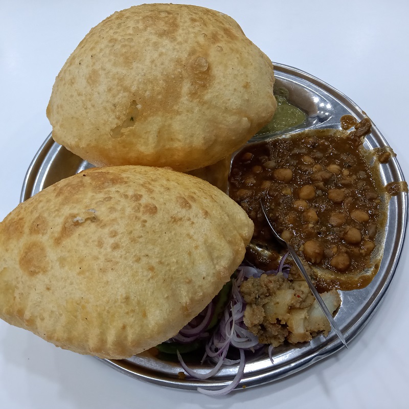 Chole-Bhature