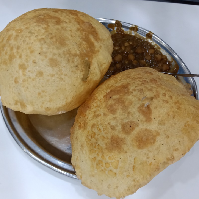 Chole-Bhature