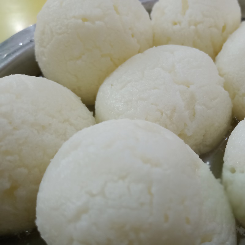 Sponge-Rasgulla