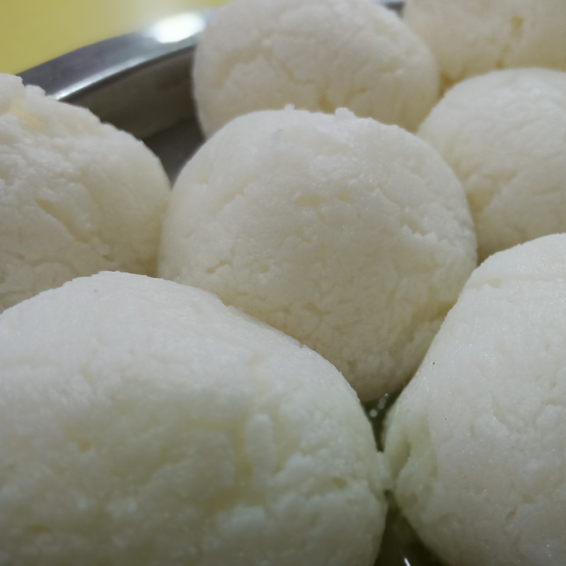 Sponge-Rasgulla