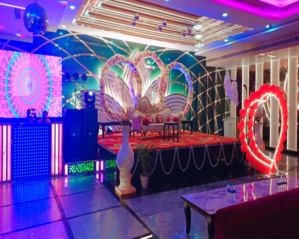 party-hall-with-catering